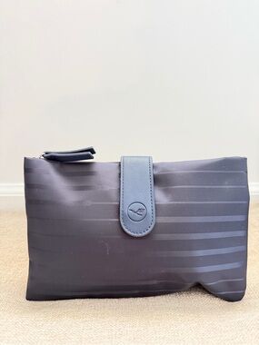 Lufthansa Business class Travel Toiletry Pouch - Navy